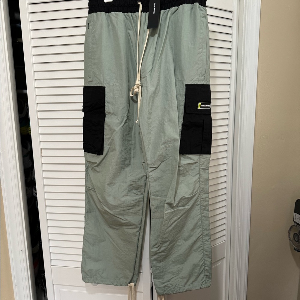 Green and Black Joggers with Relaxed Fit and Elastic Waistband